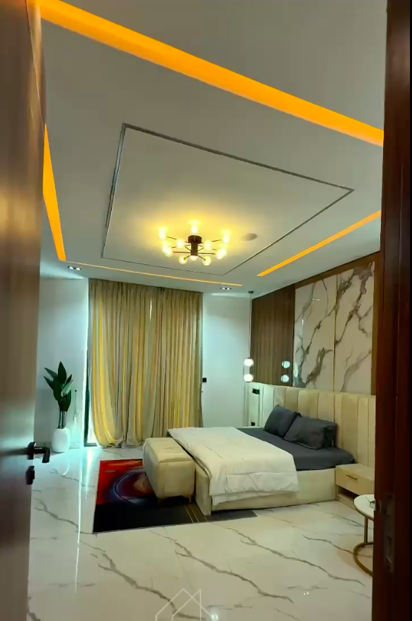 Four 4 Bedrooms Super luxury Fully-Detached DUPLEX