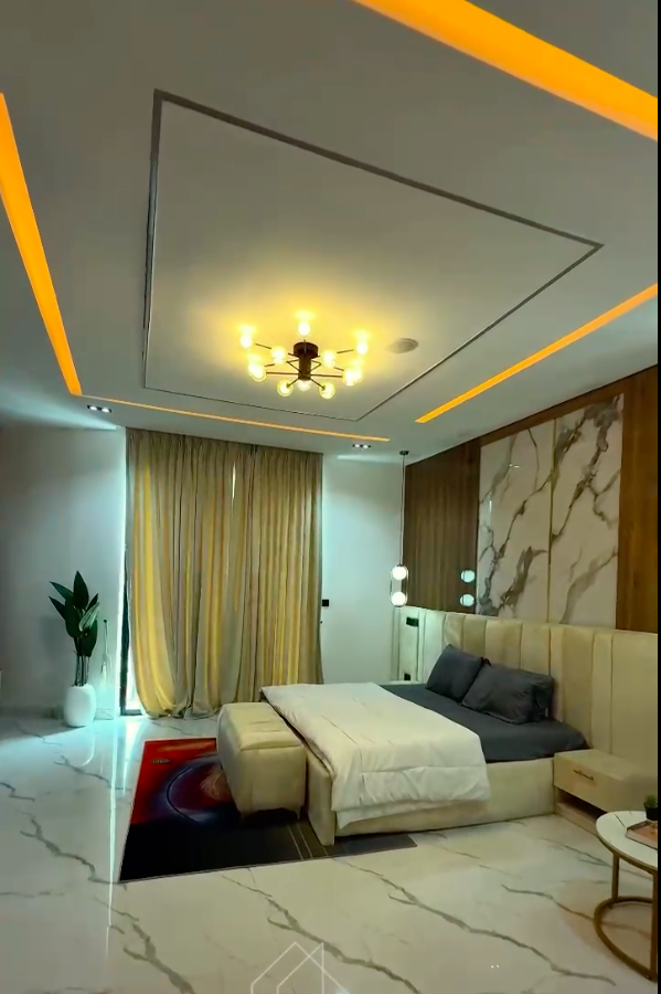 Four 4 Bedrooms Super luxury Fully-Detached DUPLEX