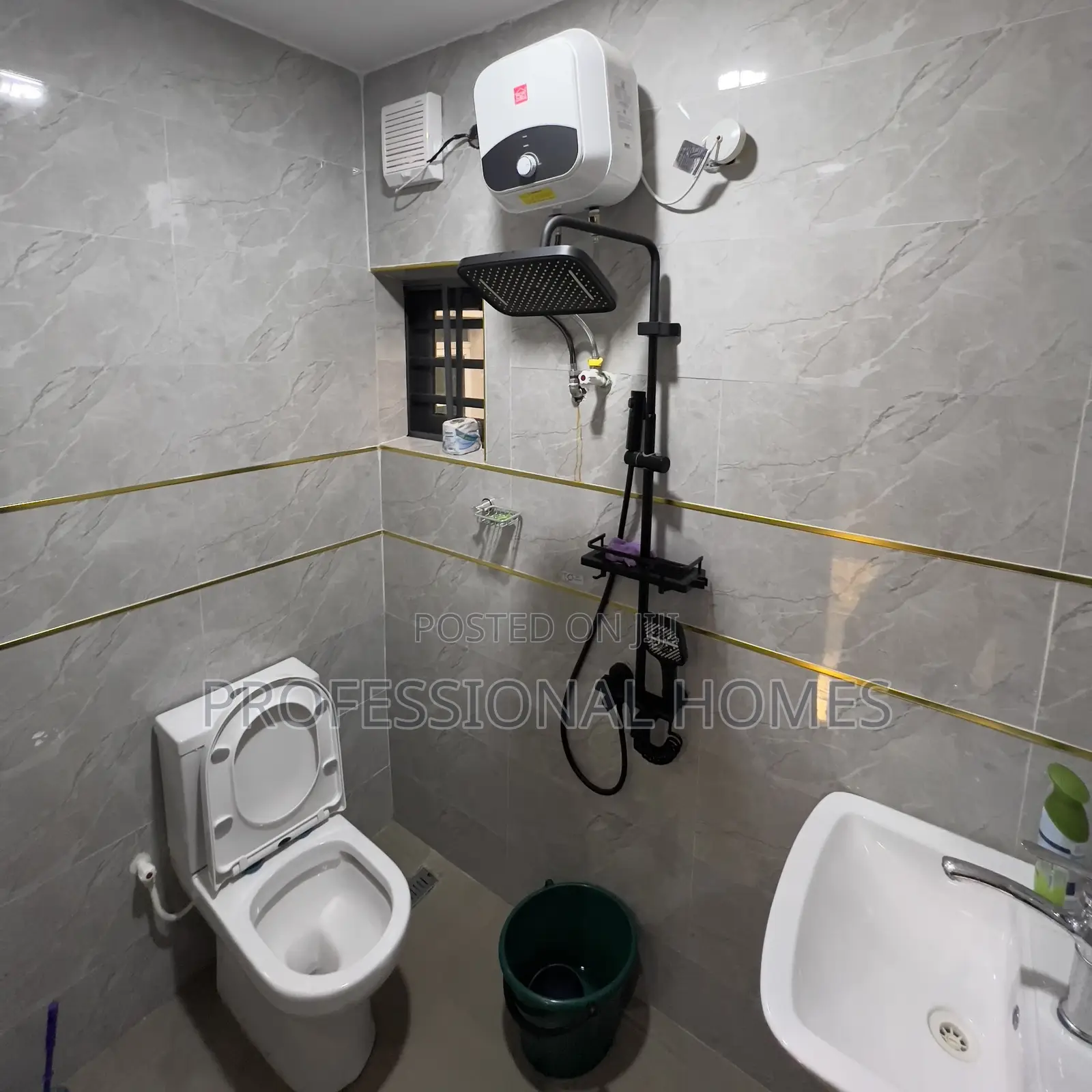 2 Bedroom Apartment 5min to Airport