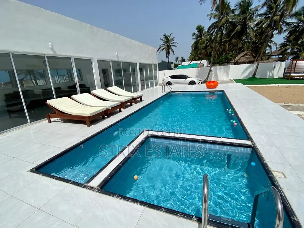 4 / Four Bedrooms Beach House with Swimming Pool at Ibeju Lekki