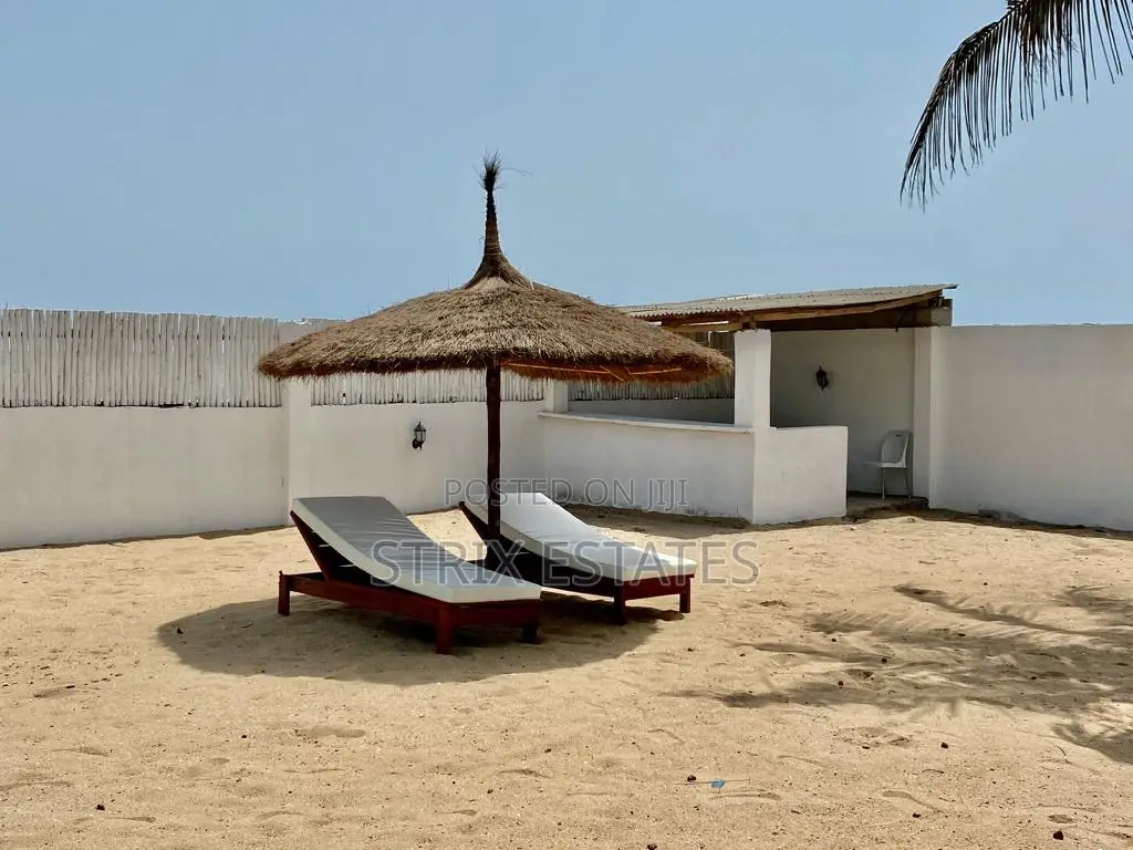 4 / Four Bedrooms Beach House with Swimming Pool at Ibeju Lekki